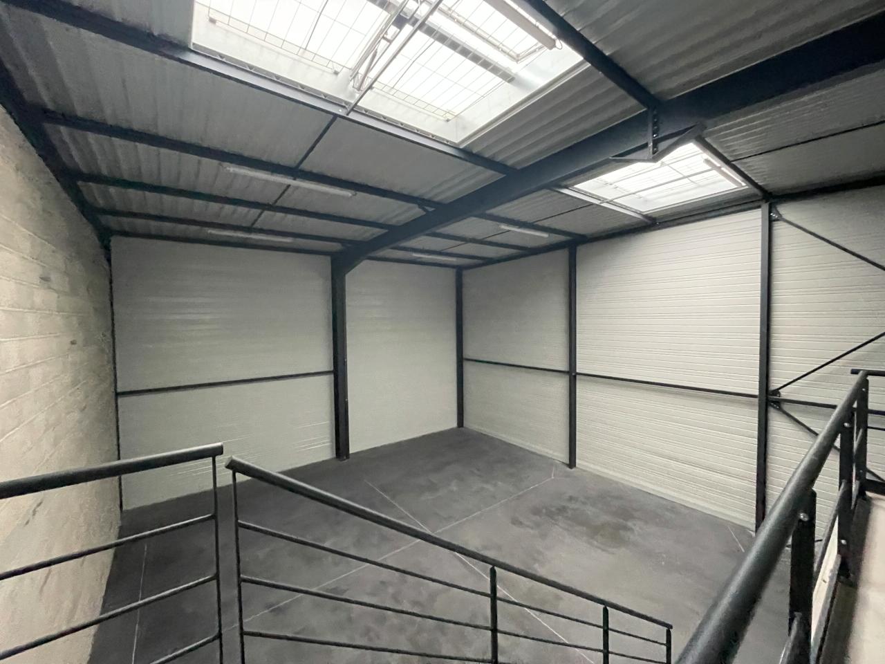 Local d'activité Vénissieux 272m² Vente local d'activité Vénissieux Rhône OVACT2428313 6